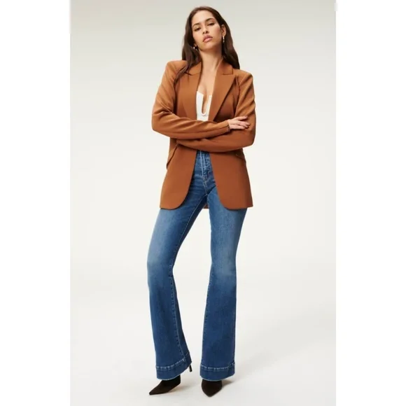 Good American Good Legs Flare Jeans Blue843 8 - Picture 9 of 14